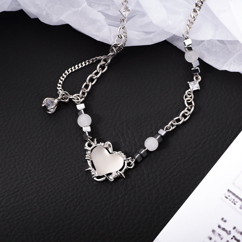 Snowdrop Amour Necklace