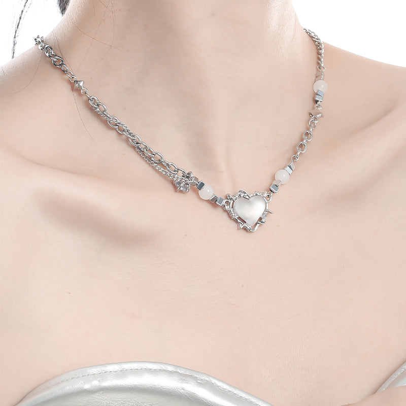 Snowdrop Amour Necklace